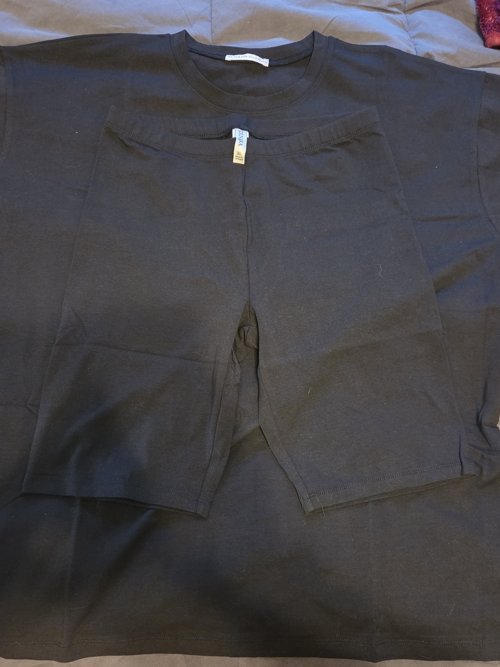 Zenana Over-sized Black Tee and Shorts Set XL